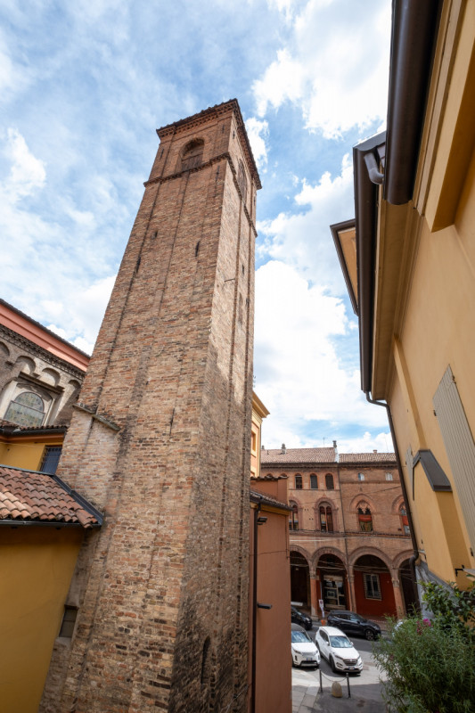 Immagine 30 di Attico in vendita  a Bologna