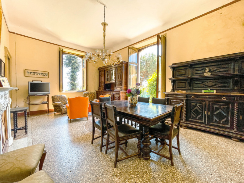 Immagine 10 di Villa in vendita  in Pietro Durio, 111 a Pella