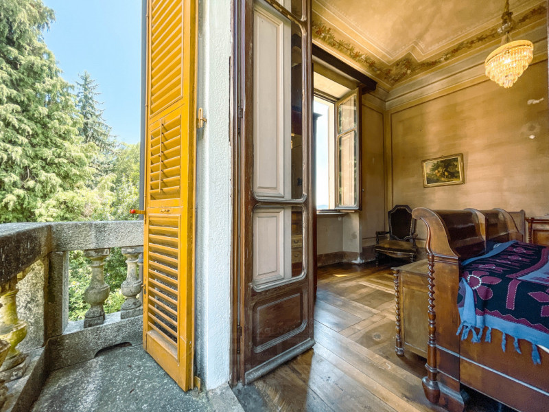 Immagine 26 di Villa in vendita  in Pietro Durio, 111 a Pella