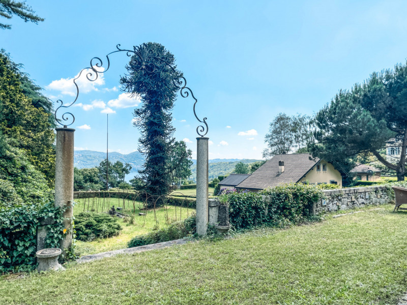 Immagine 35 di Villa in vendita  in Pietro Durio, 111 a Pella