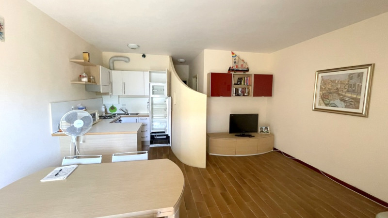 Immagine 1 di Appartamento in vendita  in Via Delle Nazioni Unite a Chioggia