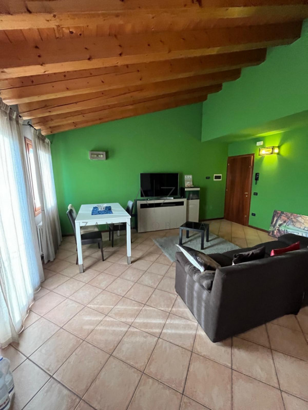 Immagine 4 di Appartamento in vendita  in Via Chioggia a Castello Di Godego