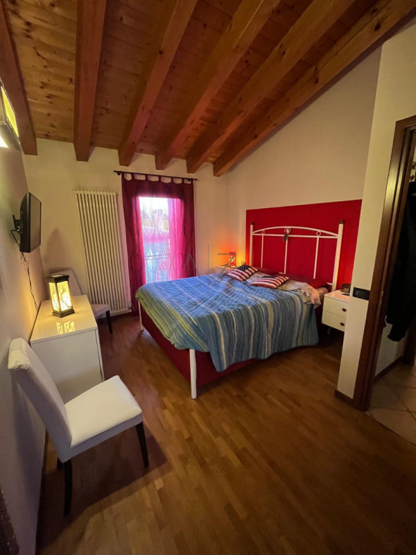 Immagine 9 di Appartamento in vendita  in Via Chioggia a Castello Di Godego
