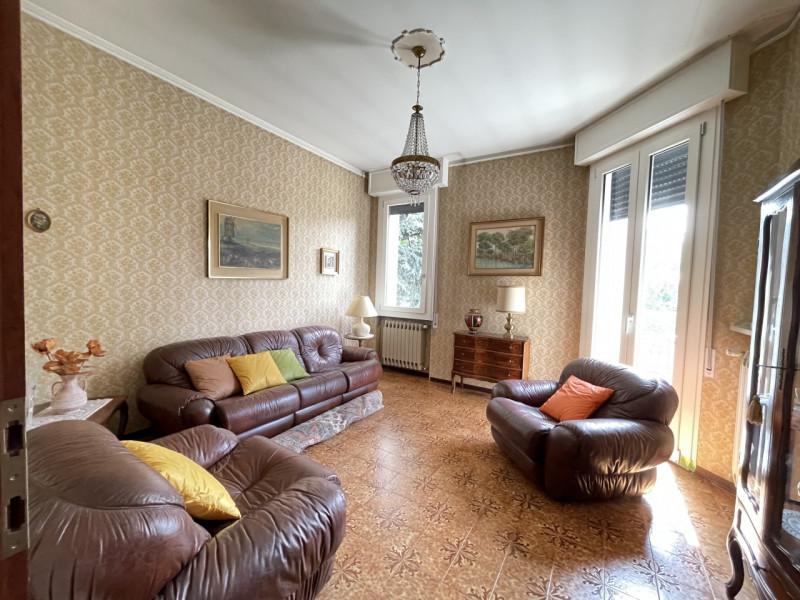 Immagine 10 di Casa indipendente in vendita  a Suzzara