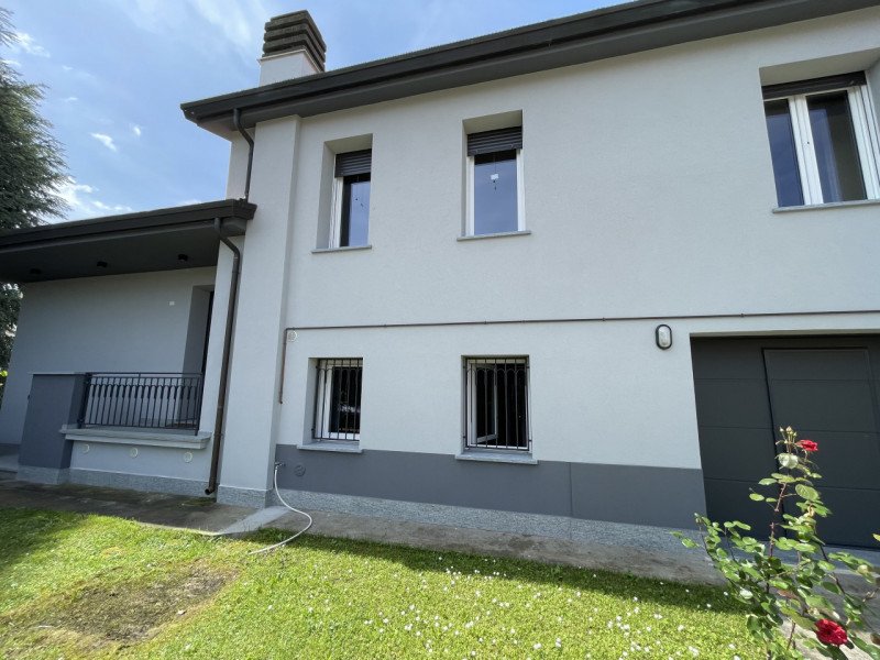 Immagine 47 di Casa indipendente in vendita  a Suzzara