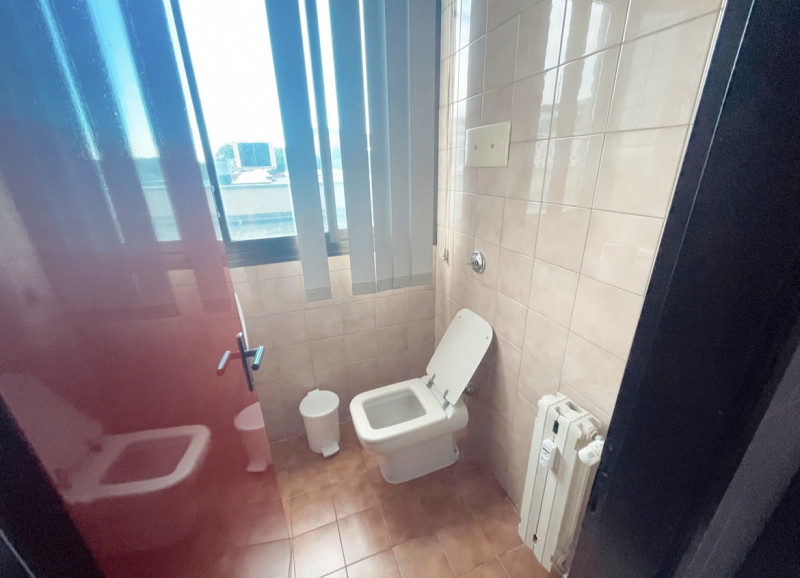 Immagine 13 di Ufficio in affitto  a Padova