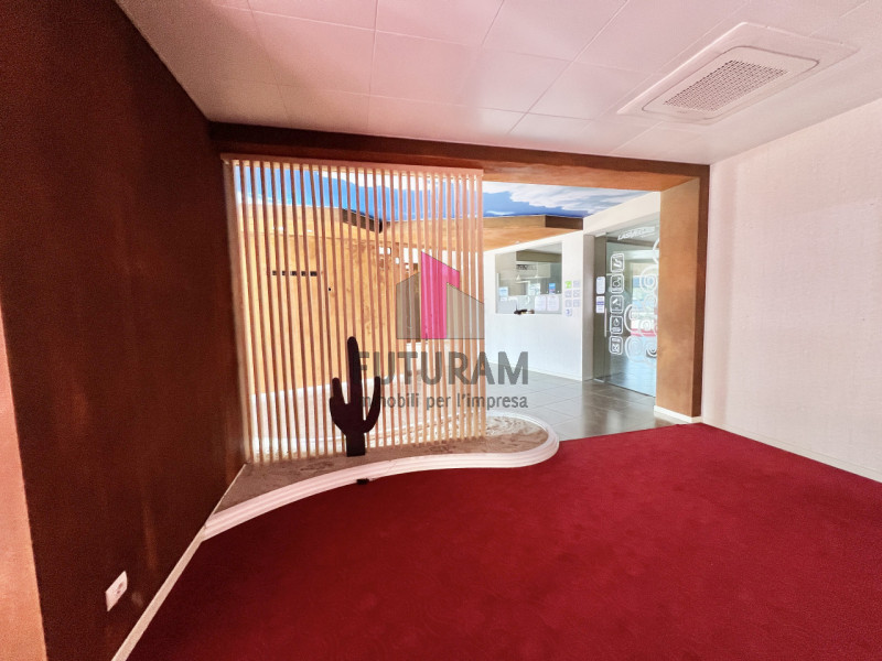 Immagine 7 di Negozio in vendita  in via montegrappa a Marostica