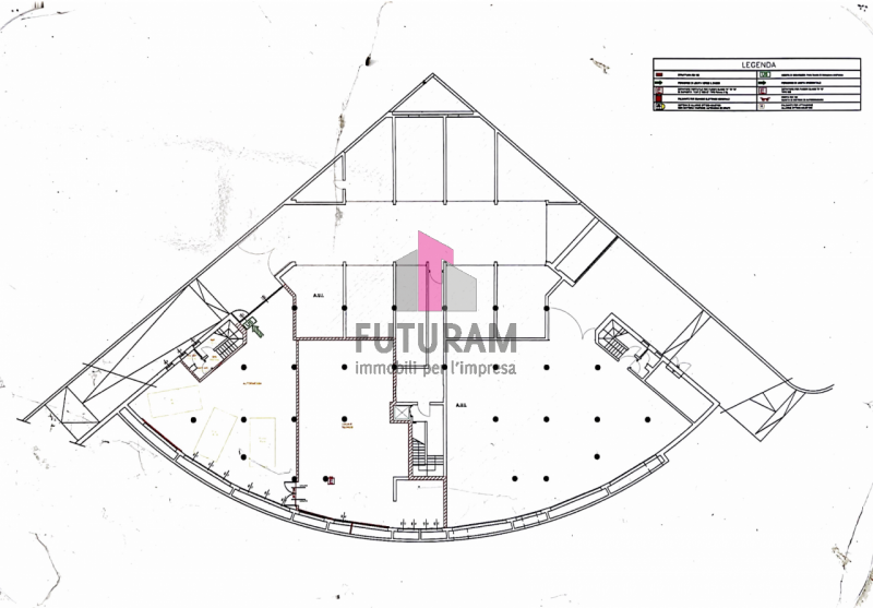 Immagine 30 di Negozio in vendita  in via montegrappa a Marostica