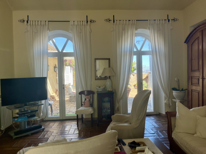 Immagine 13 di Villa in vendita  in via zara a Olbia