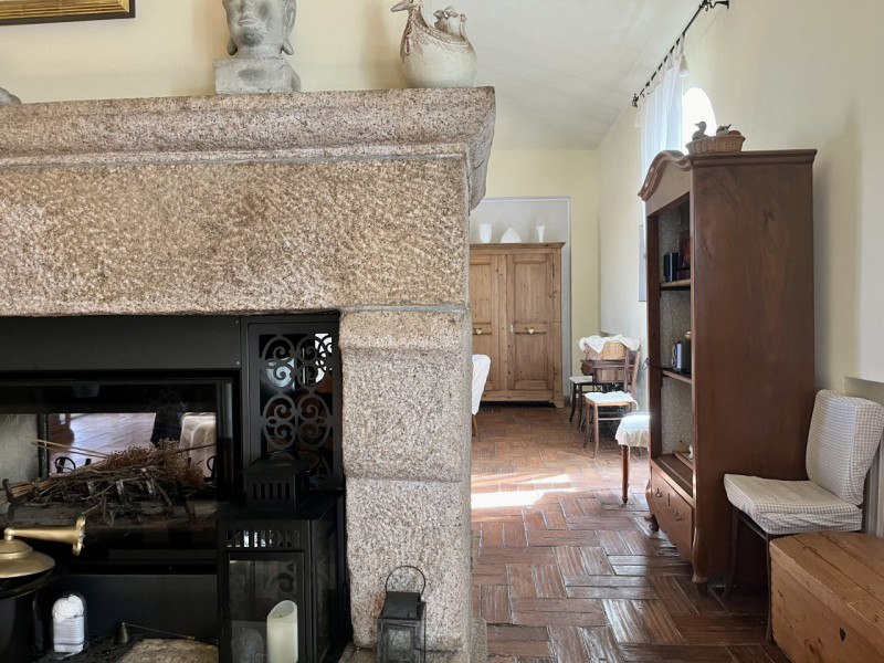 Immagine 14 di Villa in vendita  in via zara a Olbia