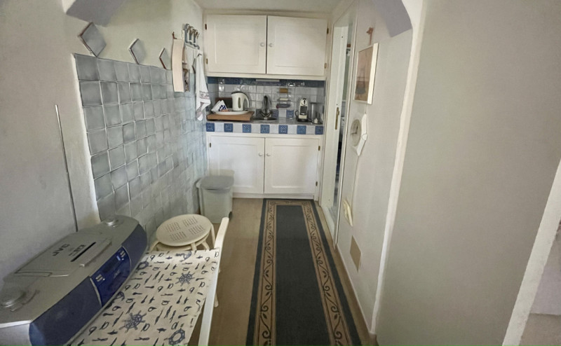 Immagine 32 di Villa in vendita  in via zara a Olbia