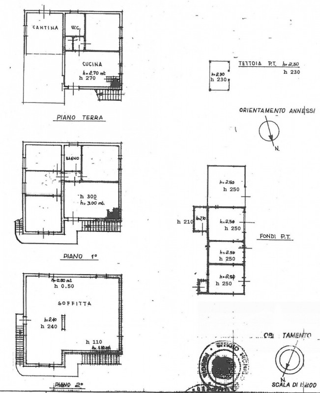 Immagine 28 di Casa indipendente in vendita  a Castiglione Del Lago