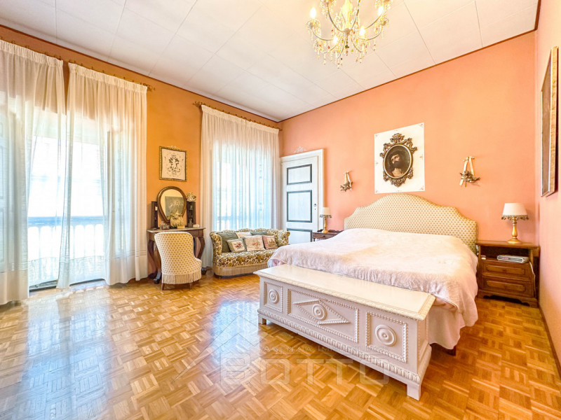 Immagine 11 di Palazzo in vendita  in VIA ROMA 5 a Ghemme