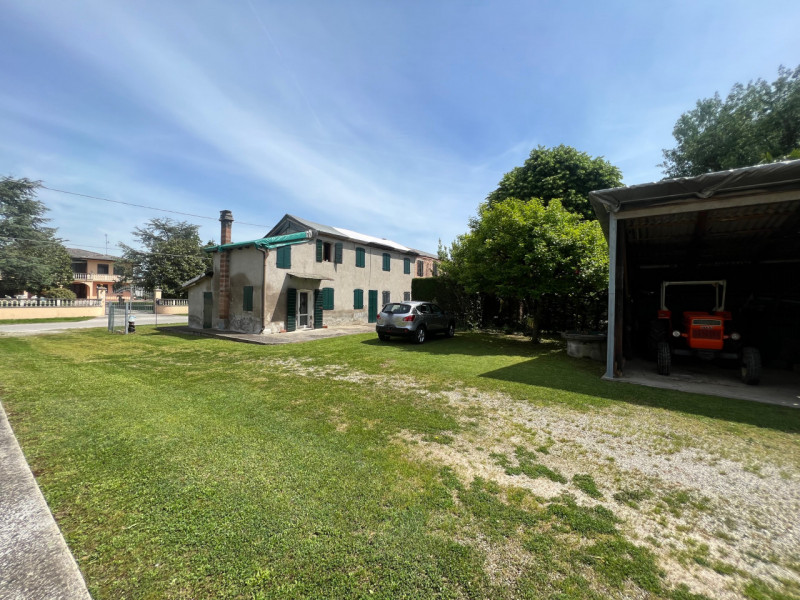 Immagine 18 di Terreno in vendita  in Via Giuseppe Parini a Vigonovo