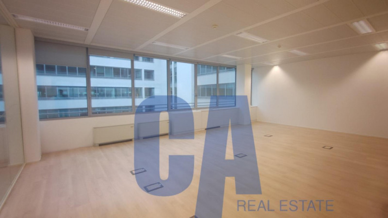 Immagine 12 di Ufficio in affitto  in VIA BAZZI CARLO a Milano