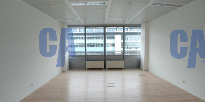 Immagine 19 di Ufficio in affitto  in VIA BAZZI CARLO a Milano