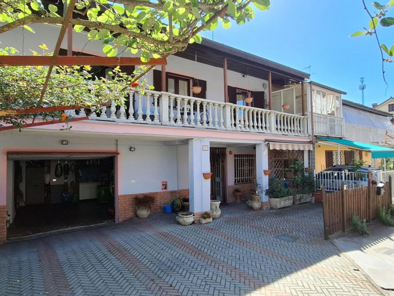 Immagine 2 di Appartamento in vendita  in Via Silla, N. Snc a Norma