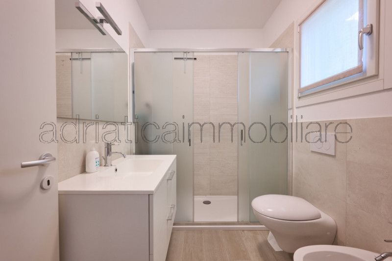 Immagine 17 di Appartamento in vendita  a Jesolo