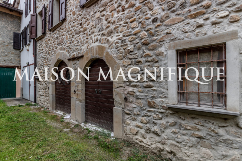 Immagine 42 di Villa in vendita  in via borgo bisano a Monterenzio