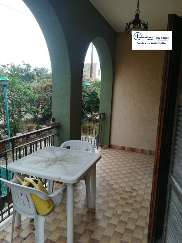 Immagine 6 di Villa in vendita  in Via Fara Sabina a Nettuno