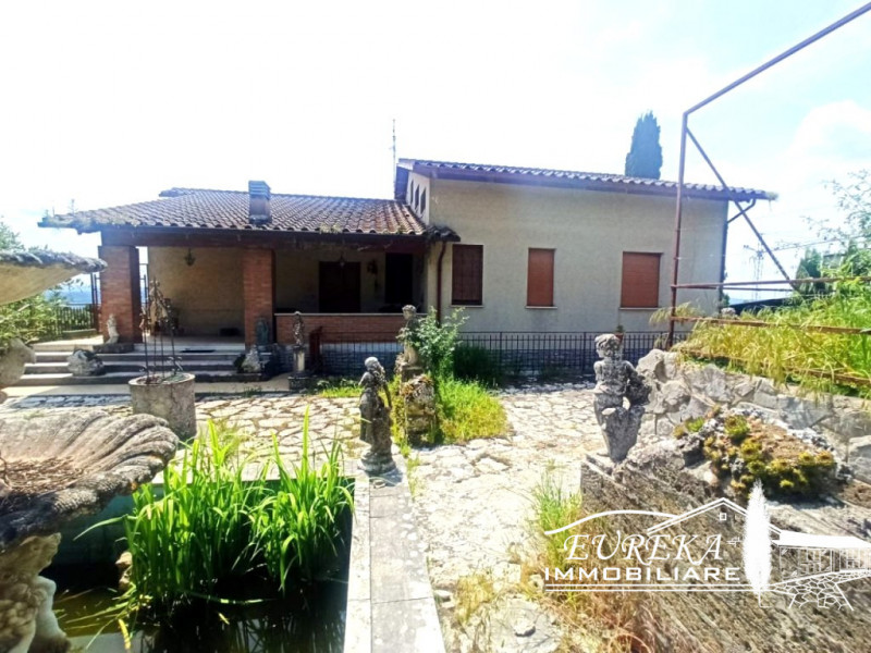 Immagine 8 di Villa in vendita  in Gioiella a Castiglione Del Lago