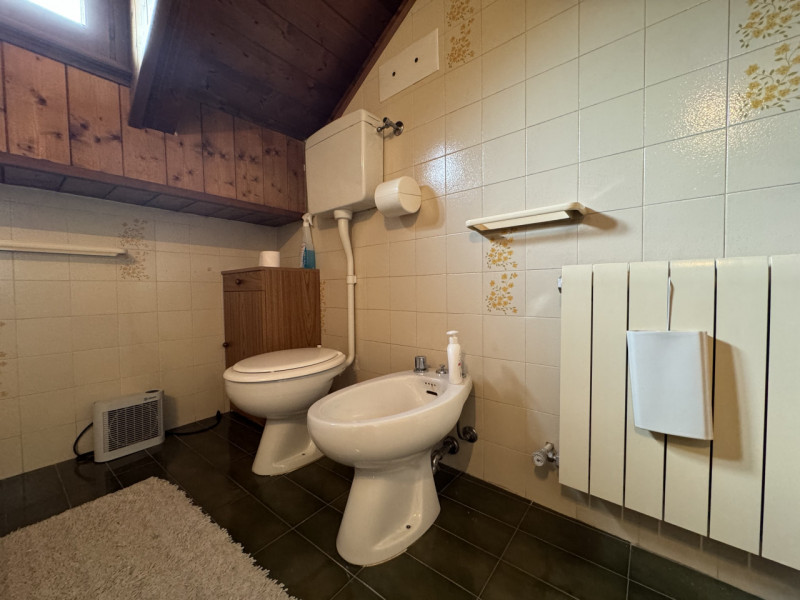 Immagine 15 di Appartamento in vendita  in Via Monti,44 a Auronzo Di Cadore