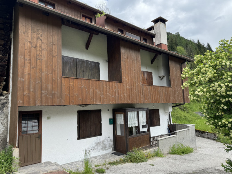 Immagine 19 di Appartamento in vendita  in Via Monti,44 a Auronzo Di Cadore