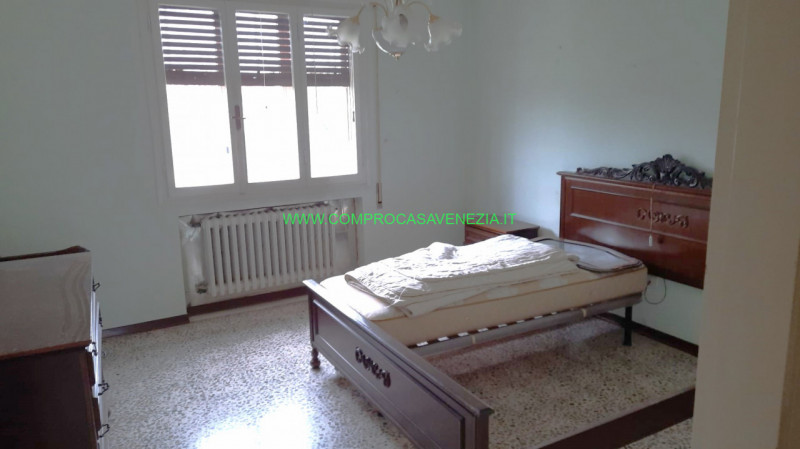 Immagine 7 di Casa indipendente in vendita  a Casale Sul Sile