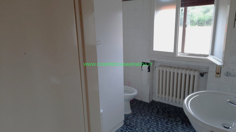 Immagine 10 di Casa indipendente in vendita  a Casale Sul Sile