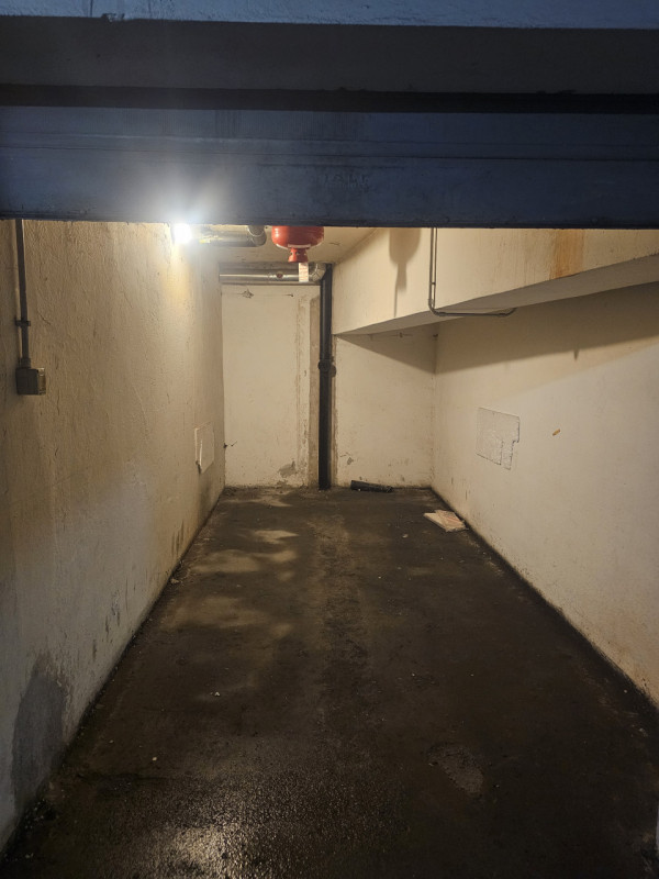 Immagine 3 di Garage in affitto  in via dante a Padova