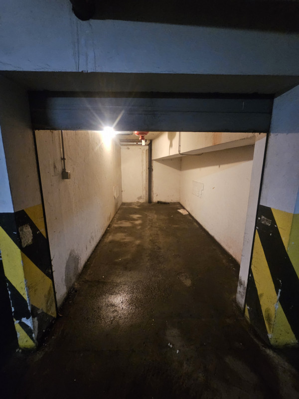 Immagine 4 di Garage in affitto  in via dante a Padova