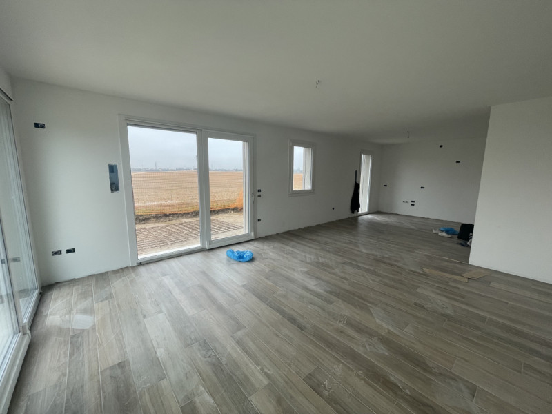 Immagine 8 di Casa quadrifamiliare in vendita  in VIA NIEVO a Rubano