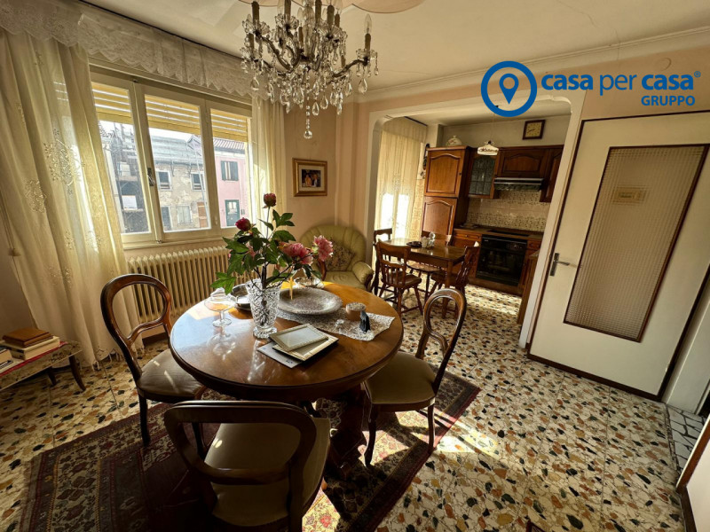 Immagine 2 di Villetta a schiera in vendita  in via G. Marconi a Adria