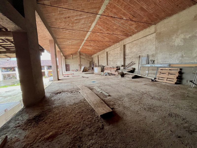 Immagine 8 di Rustico / casale in vendita  in via pontenove a Bedizzole