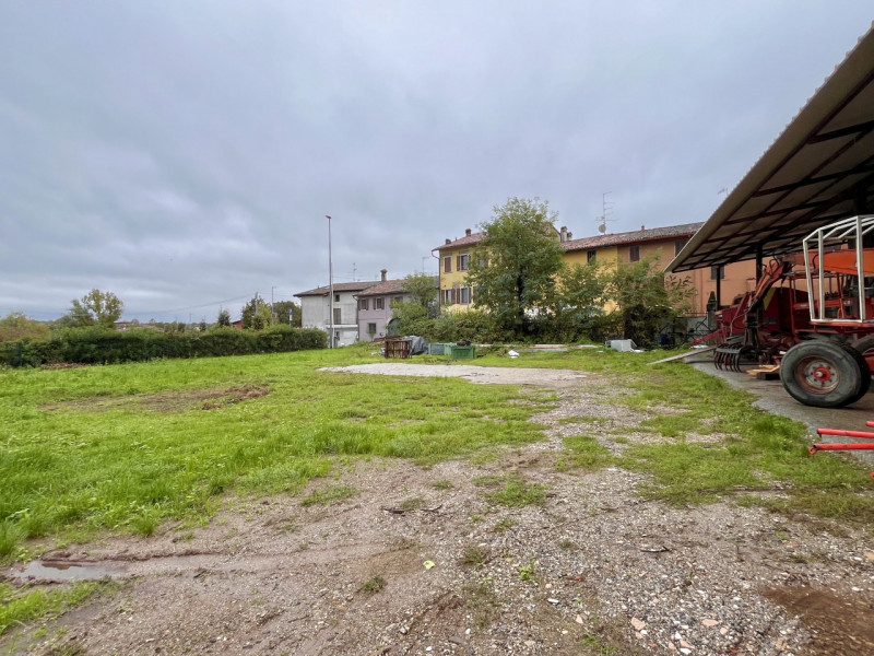 Immagine 12 di Rustico / casale in vendita  in via pontenove a Bedizzole