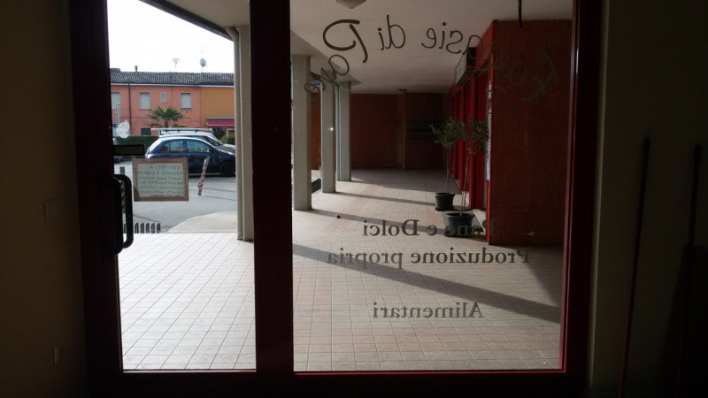 Immagine 6 di Negozio in vendita  in strada postumia a Vicenza