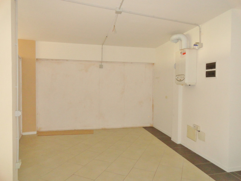 Immagine 9 di Negozio in vendita  in strada postumia a Vicenza
