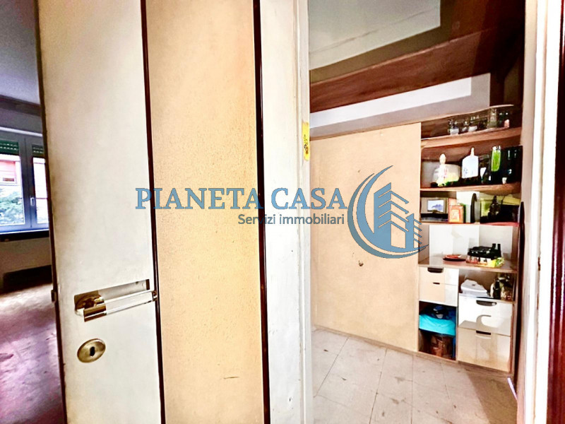 Immagine 15 di Appartamento in vendita  in Via Caracciolo 26 a Milano