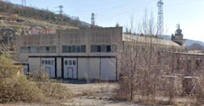 Immagine 2 di Capannone industriale in vendita  in VIA DON CALABRIA 5 a Grezzana
