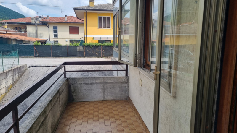 Immagine 5 di Appartamento in vendita  in Via Milano 18 a Caltrano