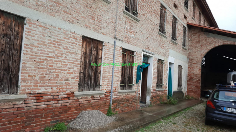 Immagine 4 di Rustico / casale in vendita  in casier a Casier