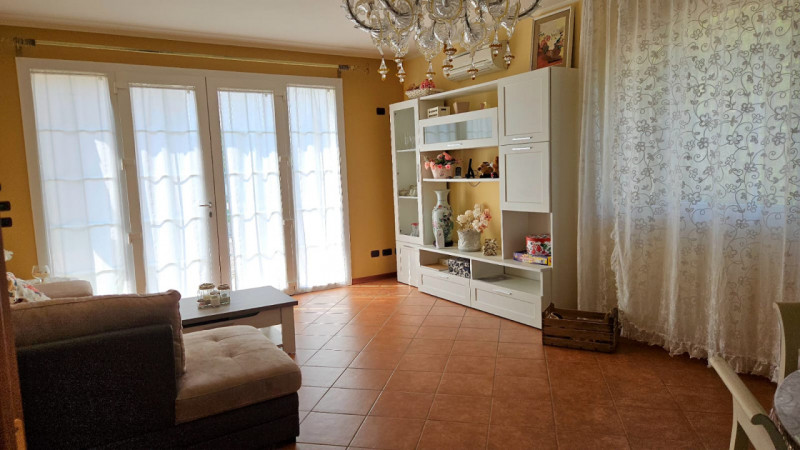 Immagine 15 di Villa in vendita  a Selvazzano Dentro