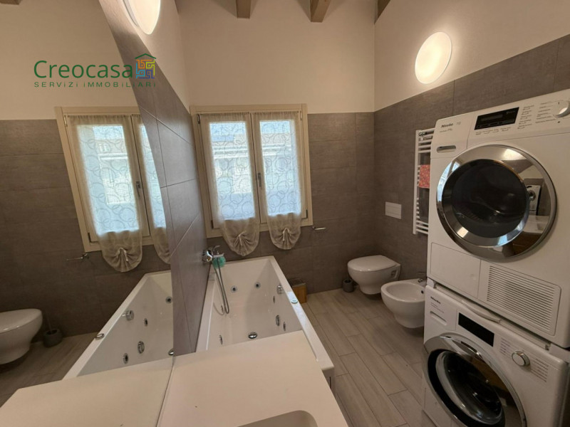 Immagine 11 di Appartamento in vendita  in Via Gianfranco Miglio 145 a Stezzano