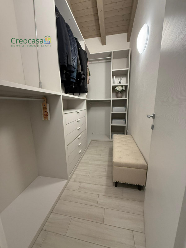 Immagine 14 di Appartamento in vendita  in Via Gianfranco Miglio 145 a Stezzano