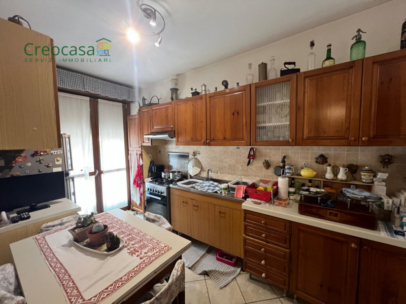 Immagine 12 di Appartamento in vendita  in Via Papa Giovanni Paolo II 172 a Stezzano