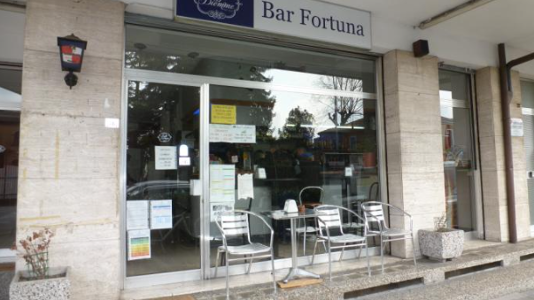 Immagine 2 di Attività commerciale in vendita  in via sorio a Padova