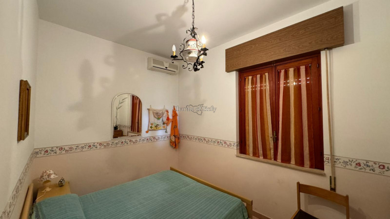 Immagine 15 di Casa indipendente in vendita  in VIA DEL MUGHETTO a Modica