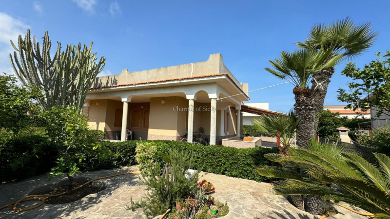 Immagine 29 di Casa indipendente in vendita  in VIA DEL MUGHETTO a Modica