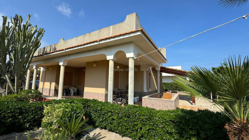 Immagine 30 di Casa indipendente in vendita  in VIA DEL MUGHETTO a Modica