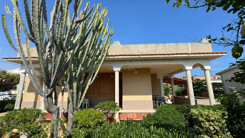 Immagine 32 di Casa indipendente in vendita  in VIA DEL MUGHETTO a Modica